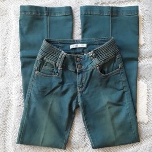 Distressed Flare Jeans Unique Design